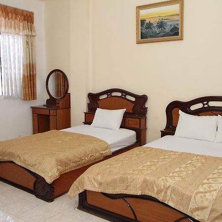 Ngan Long Hotel Хошимин Екстериор снимка